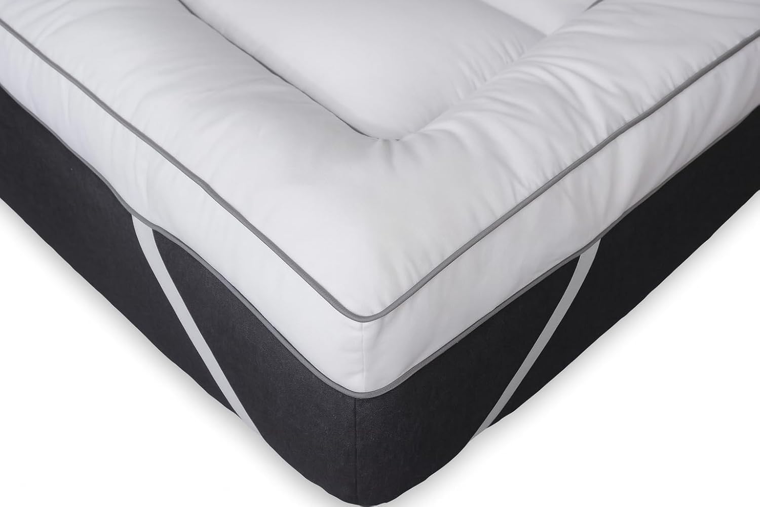 Premium 4ft mattress topper with soft quilted comfort layer